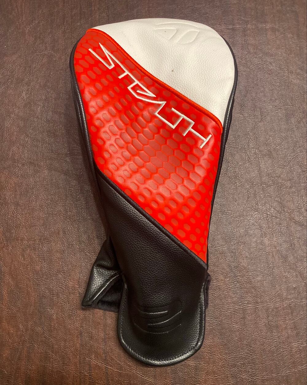 TaylorMade SIM 2 Fairway Wood Golf Club Headcover #2 Red Black White Gear